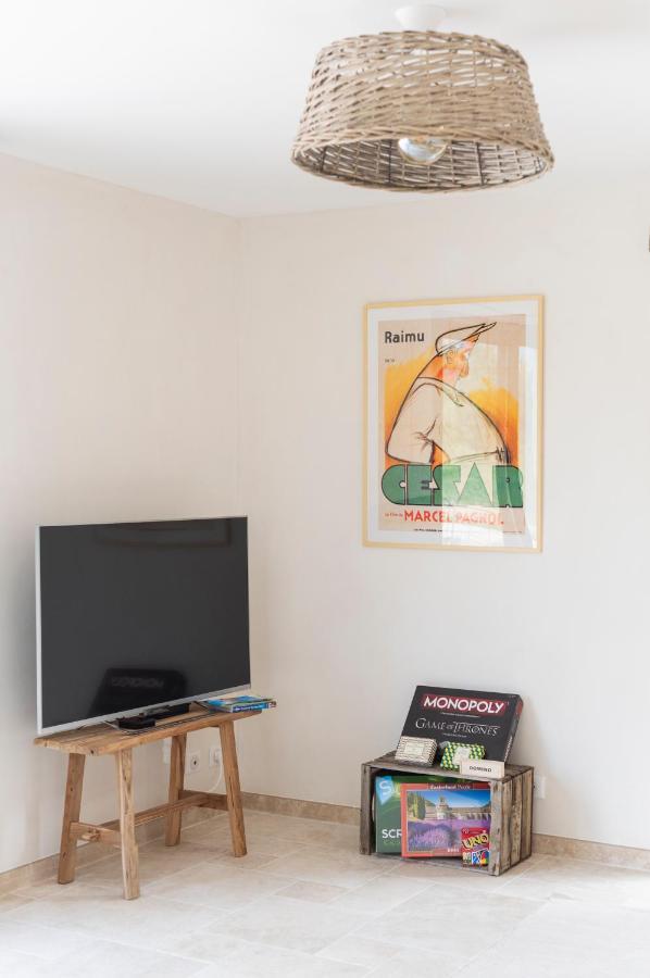 La Petite Ruche, 1 Bedroom Gite In The Luberon Apt Luaran gambar